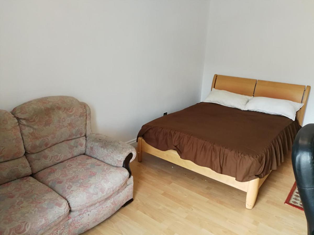 Budget Double Bedroom Near Glasgow City Centre And West End Exterior foto